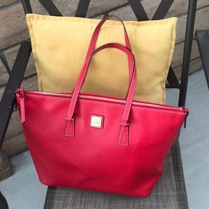 Dooney & Bourke Tote